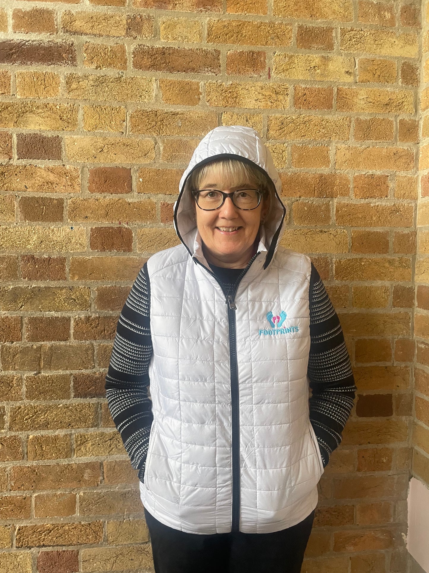 Footprints Honeycomb Hooded Gilet